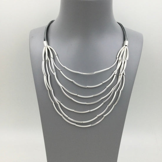 Costume Necklace With Magnetic Close